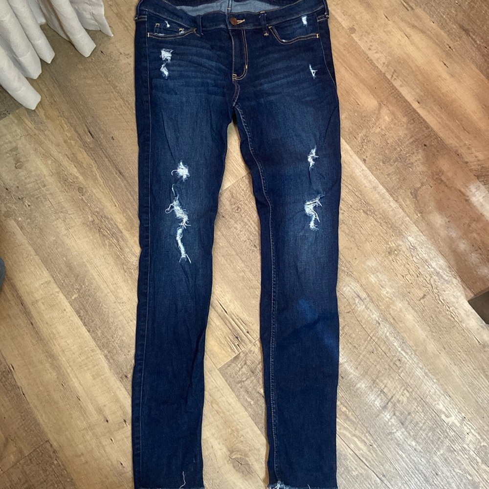 Hollister low rise, super skinny jeans